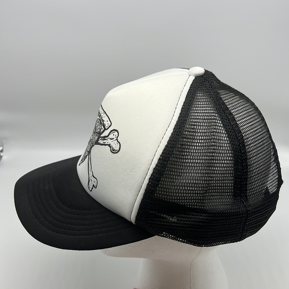 District - Pizza And Crossbones Fun Graphic Truck Driver Baseball Hat Onesize - Picture 3 of 11